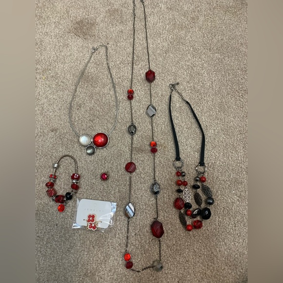 Jewelry - Elegant Red and Silver Jewelry Set